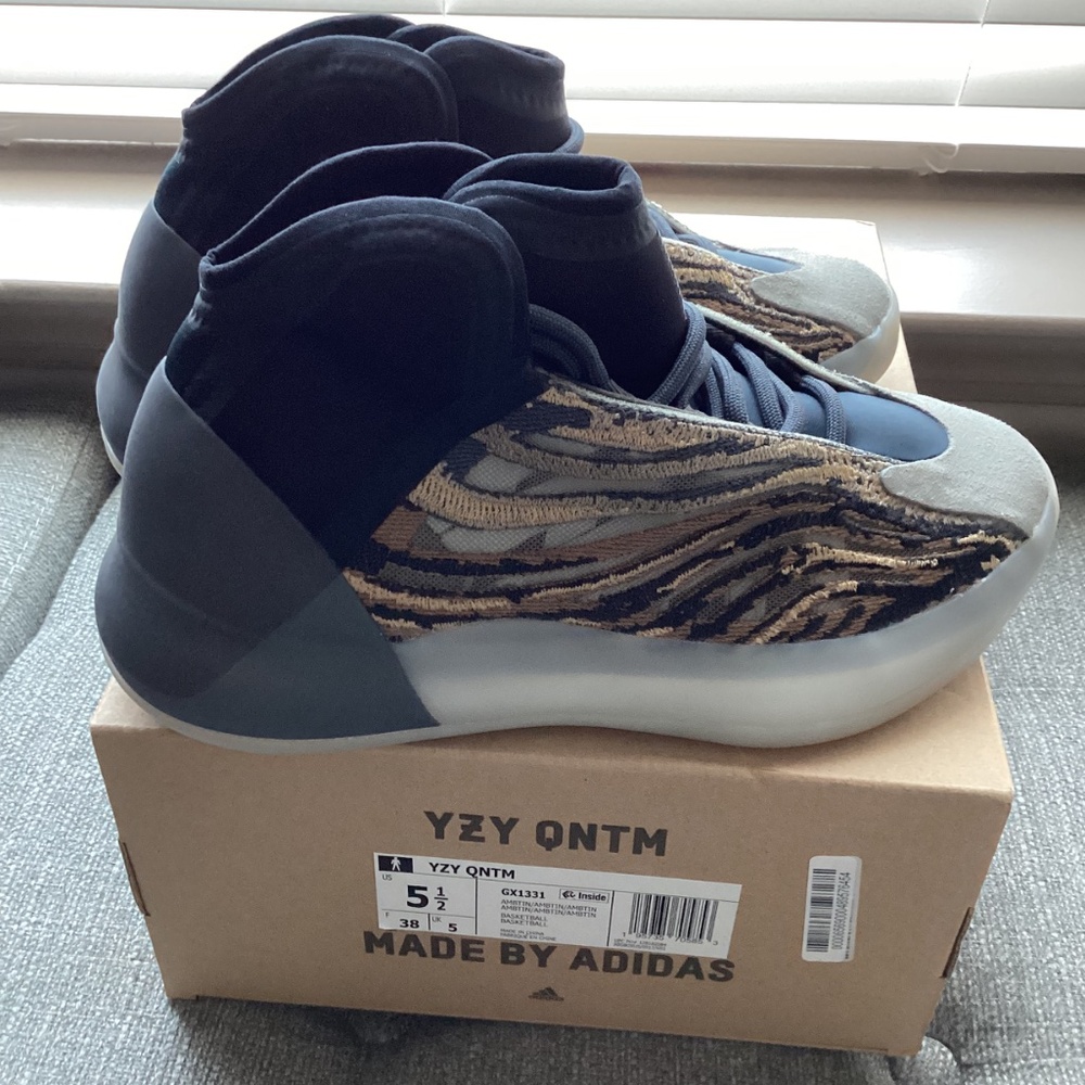 adidas Yeezy Quantum Amber Tint Sneaker - Picture 7 of 16